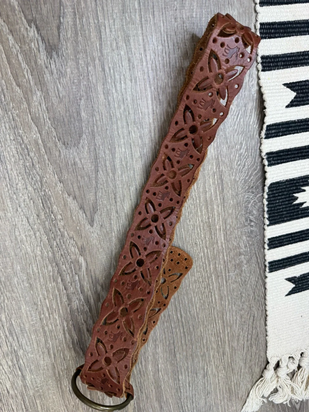 Abercrombie and Fitch L/XL Laser Cut Moose Logo Brown Leather BoHo Belt